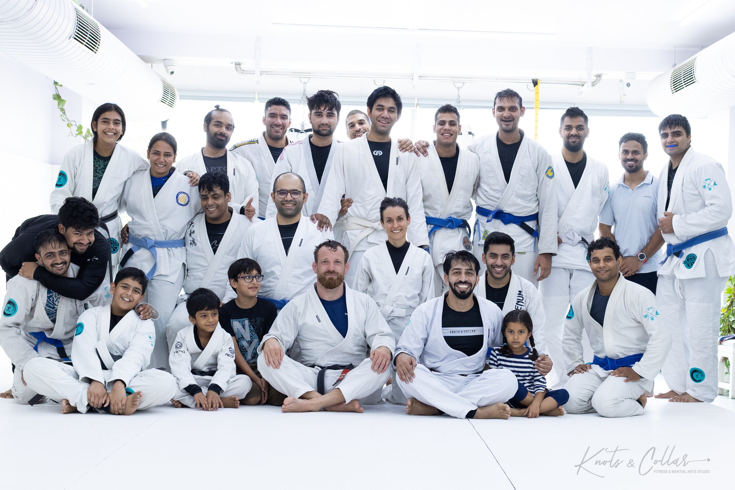 Knots and Collar BJJ gi class all levels adults and children training partners Defence Colony New Delhi