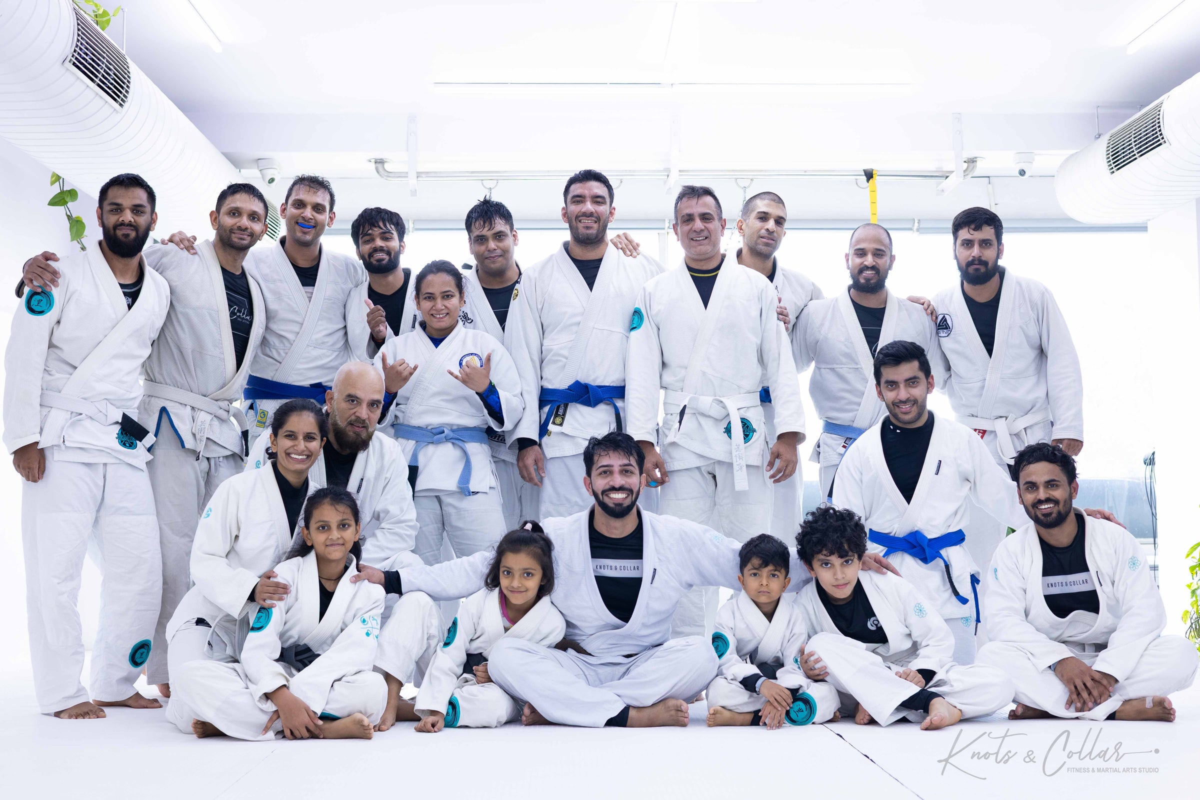 Knots and Collar gi BJJ community Delhi adults and children Brazilian Jiu-Jitsu training Defence Colony New Delhi
