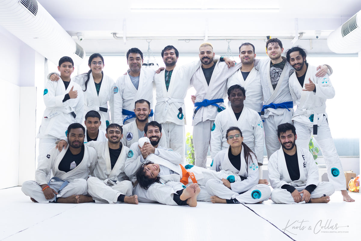 Adult BJJ class group photo at Knots and Collar Defence Colony New Delhi